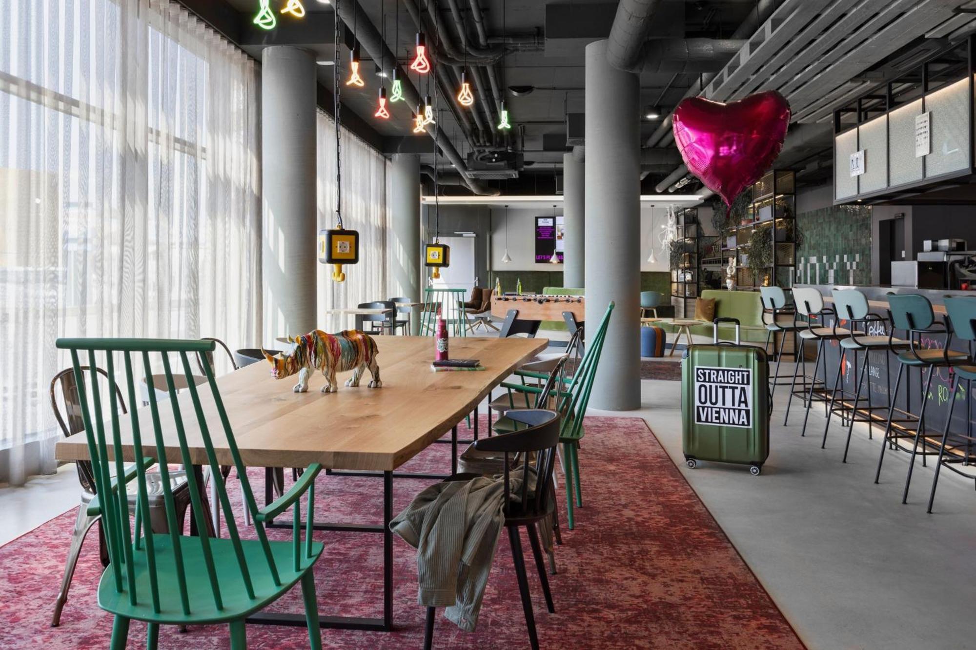 Moxy Vienna City East 外观 照片
